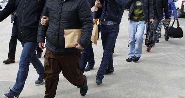 Düğün salonuna kumar baskını: 43 gözaltı